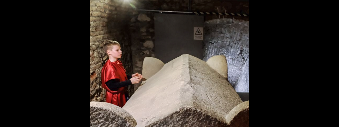 Tárlatvezetés gyerekeknek gyerek szemmel Cella Septichora Tárlatvezetés gyerekeknek gyerek szemmel Cella Septichora